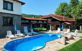 Карамановите къщи